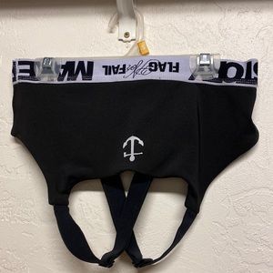 flag nor fail sports bra